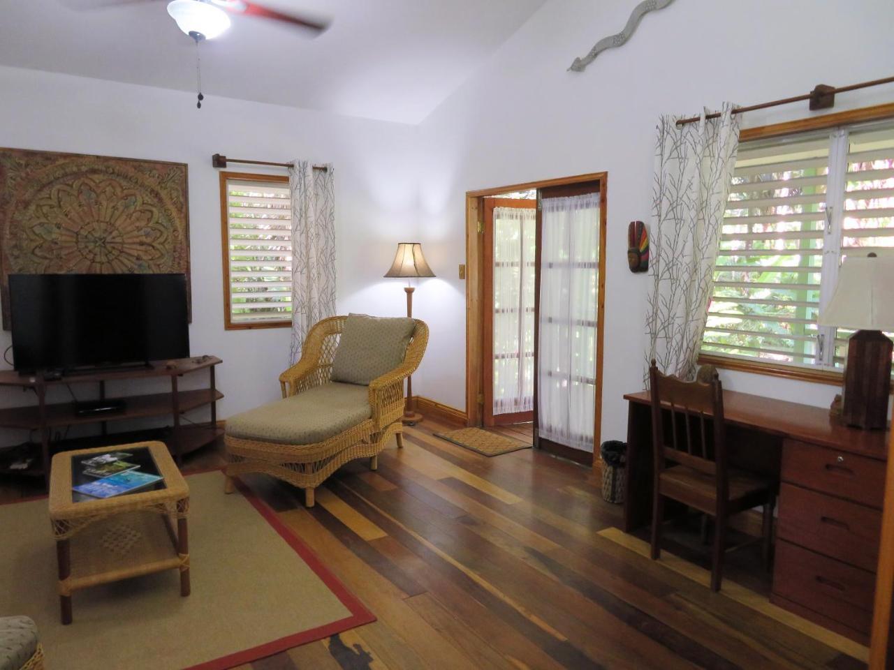 Hickatee Cottages, Belize, Central America Punta Gorda Exterior foto
